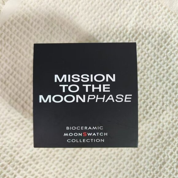 Mission watch with black NEW moon pattern - Picture 6 of 9